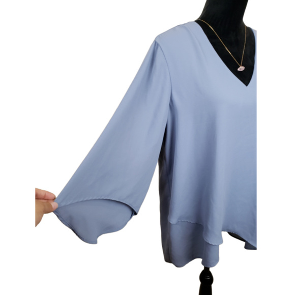 ❤SOLD❤ Karen Kane Women's Bracelet Crossover Top - Picture 3 of 8